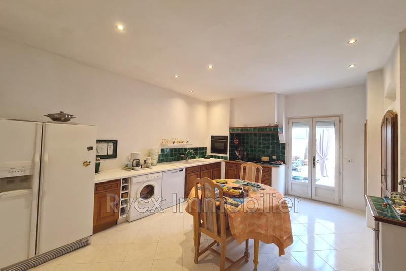 Maison de ville - 380 m² - 9 pièces