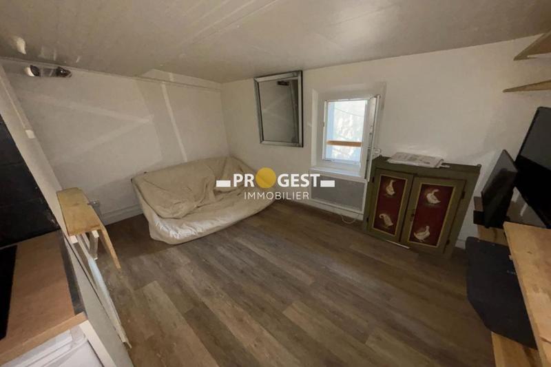 Studio - 11 m² - 1 pièce