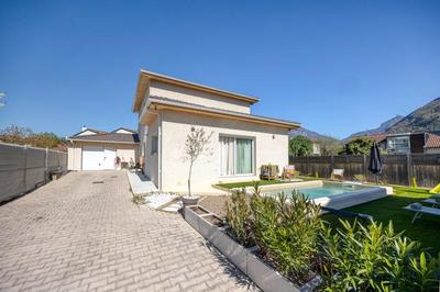 Maison - 114 m² - 6 pièces