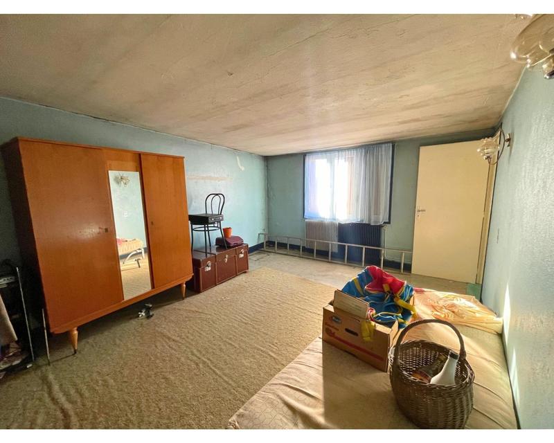 Maison - 121 m² - 7 pièces