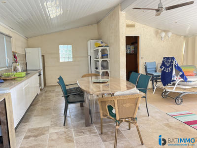 Maison - 248 m² - 7 pièces