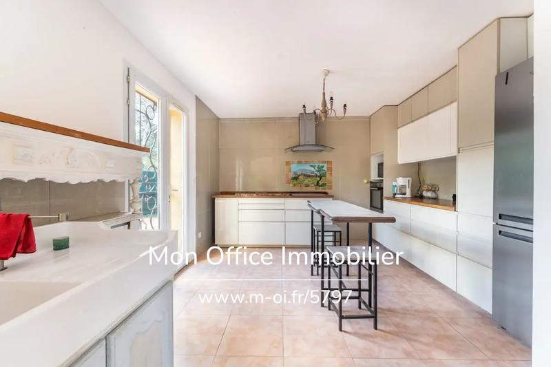 Maison - 160 m² - 5 pièces