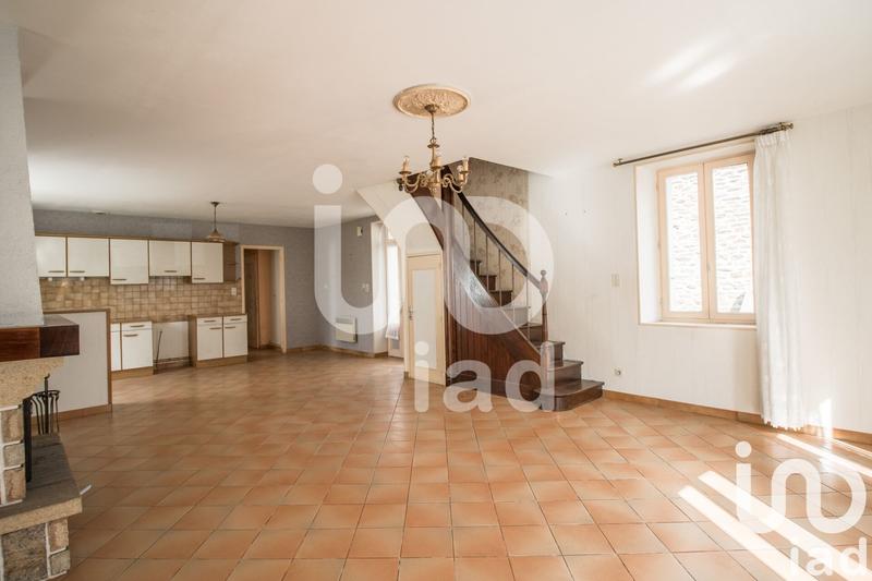 Maison - 104 m² - 4 pièces