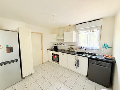 Maison - 102 m² - 4 pièces