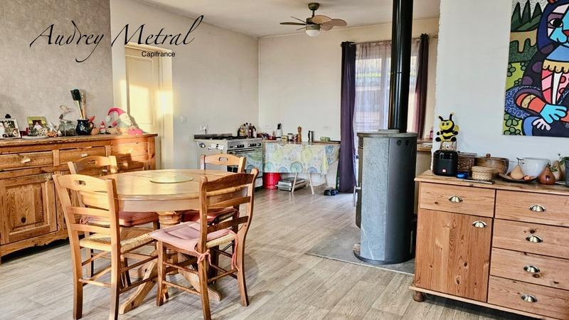 Maison - 90 m² - 4 pièces