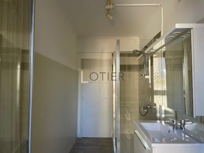 Appartement - 93 m² - 3 pièces