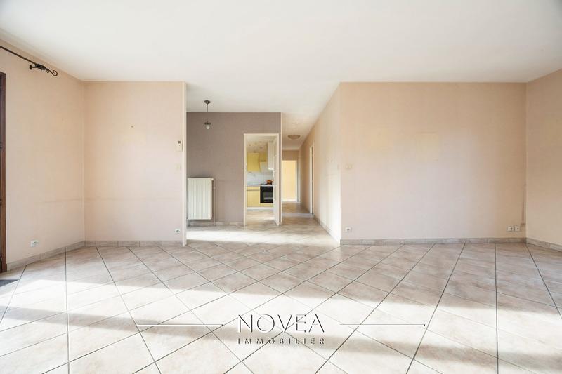 Maison - 94 m² - 5 pièces