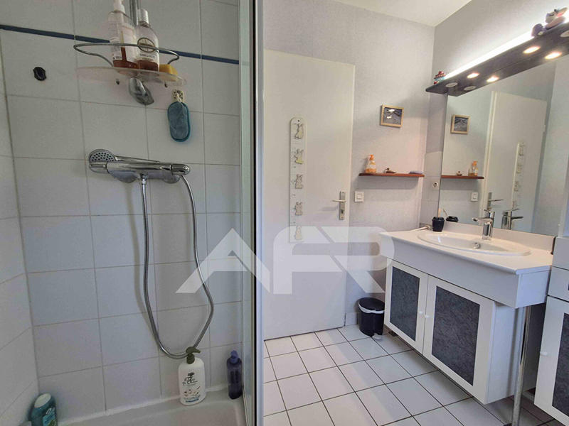 Maison - 143 m² - 6 pièces