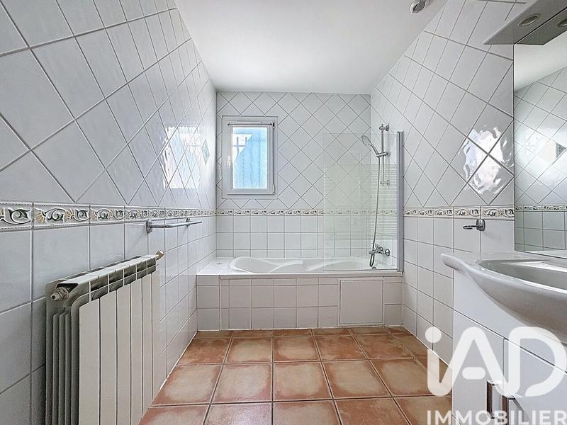 Maison - 92 m² - 4 pièces