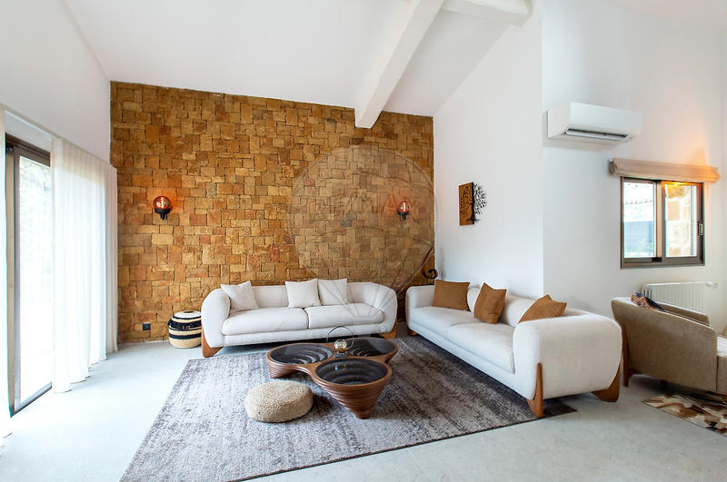 Maison - 185 m² - 7 pièces