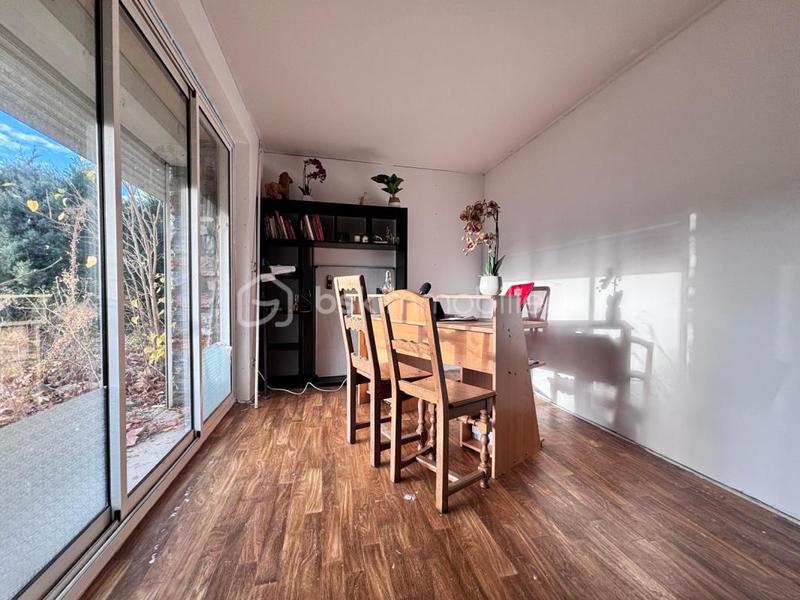 Maison traditionnelle - 137 m² - 6 pièces