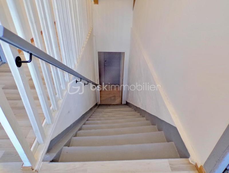 Maison de village - 256 m² - 10 pièces