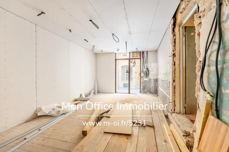 Bureau - 67 m² - 2 pièces