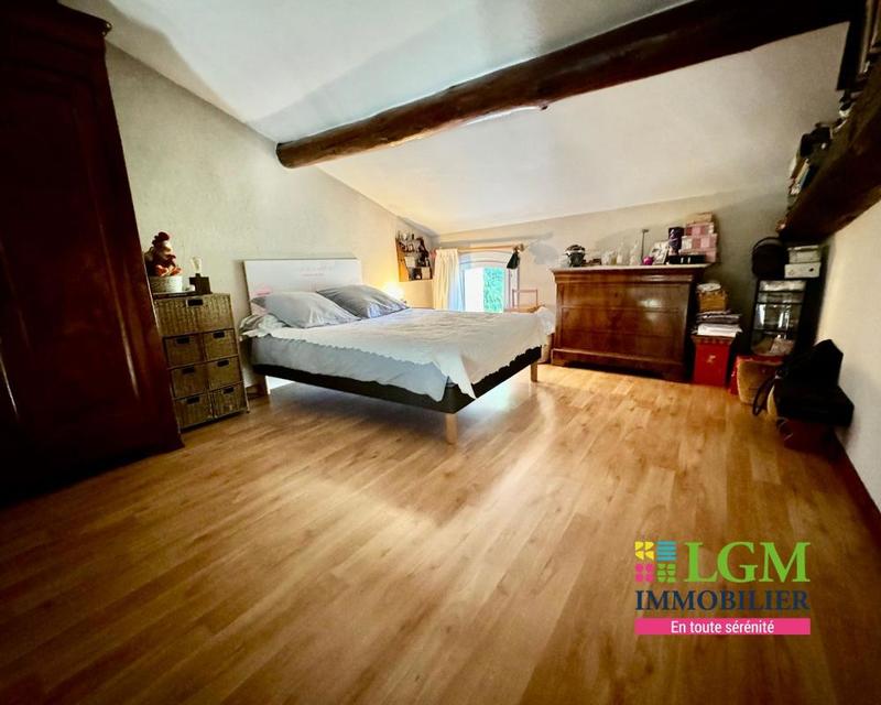 Maison - 143 m² - 3 pièces