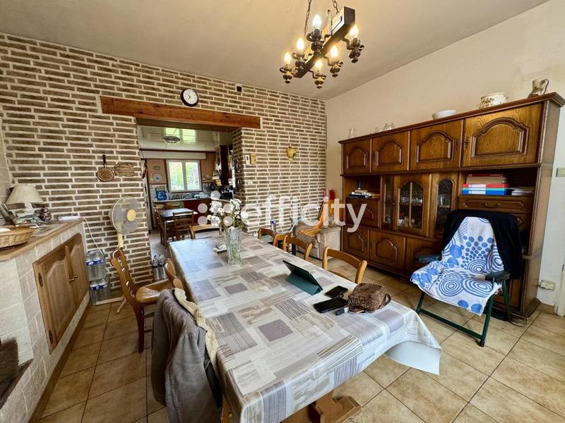 Maison - 138 m² - 4 pièces