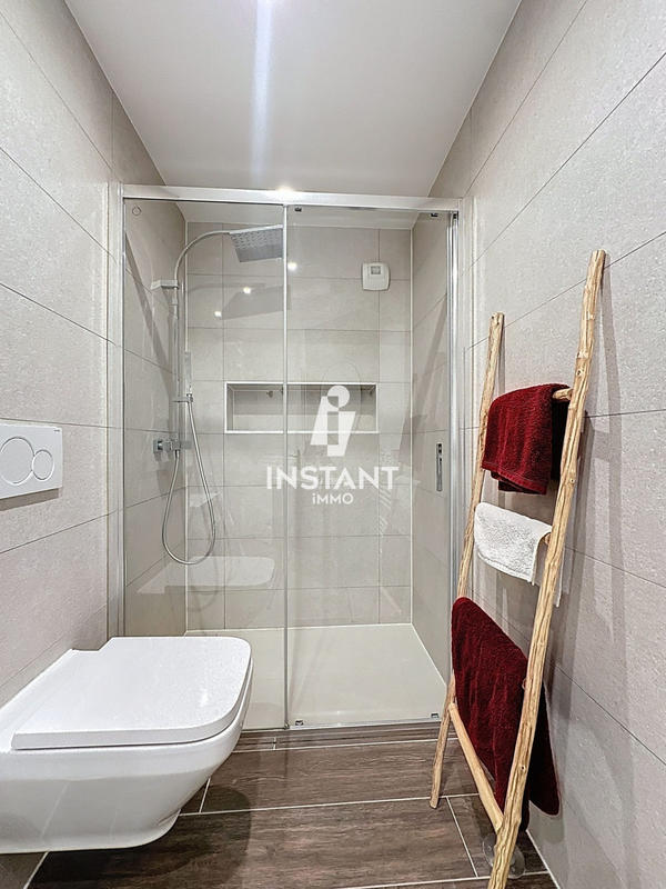 Appartement - 81 m² - 4 pièces