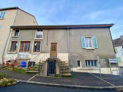 Maison de bourg - 400 m² - 13 pièces