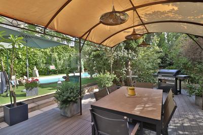 Maison traditionnelle - 205 m² - 6 pièces