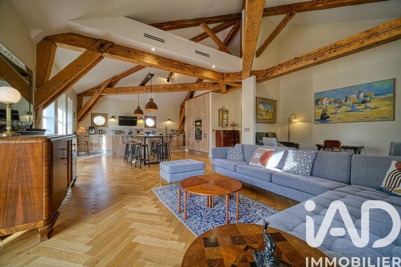 Appartement - 168 m² - 6 pièces