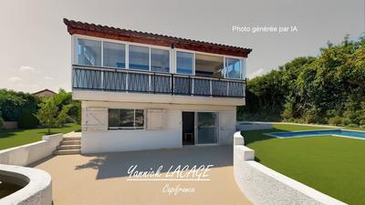 Maison - 195 m² - 8 pièces