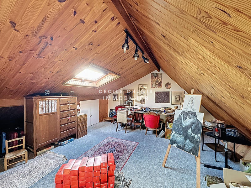 Maison ancienne - 102 m² - 7 pièces