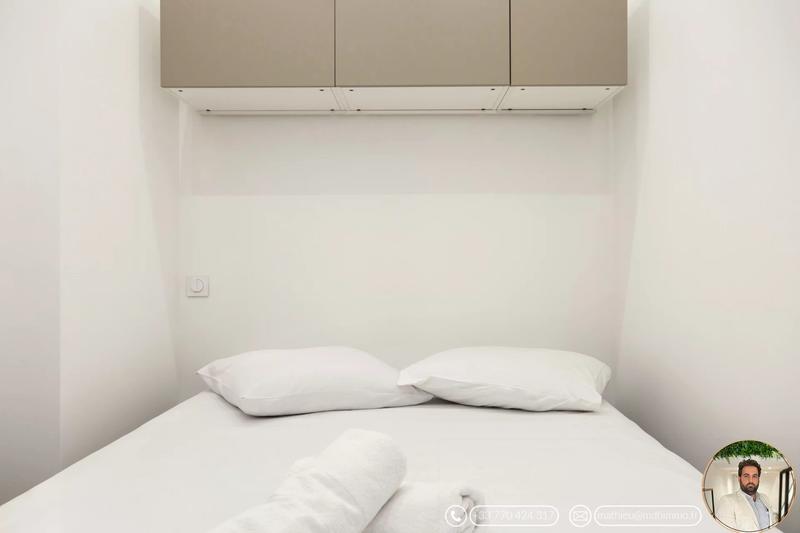 Appartement - 100 m² - 9 pièces