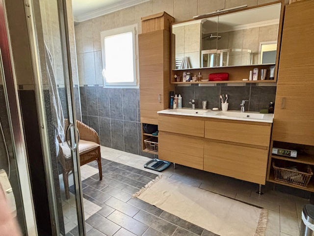 Maison - 135 m² - 4 pièces