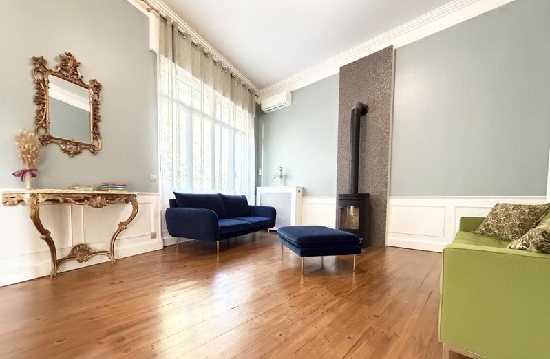 Maison bourgeoise - 266 m² - 12 pièces