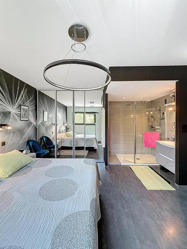 Maison - 144 m² - 8 pièces