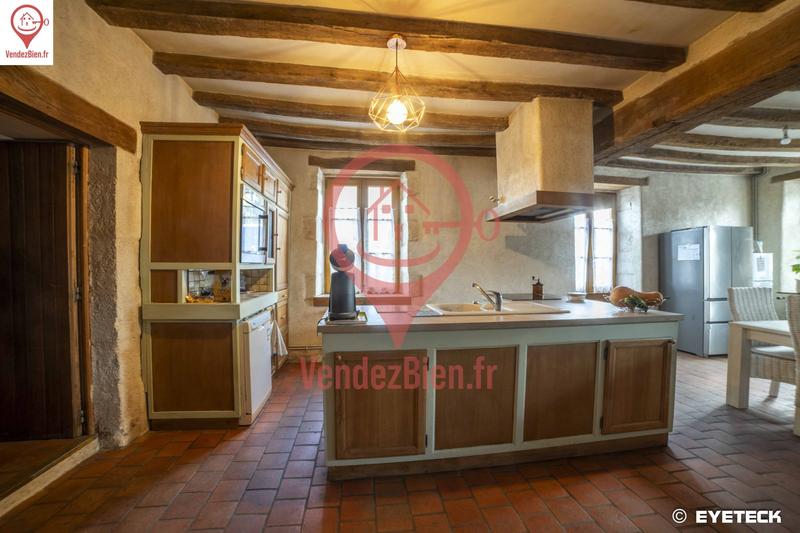 Maison ancienne - 230 m² - 6 pièces