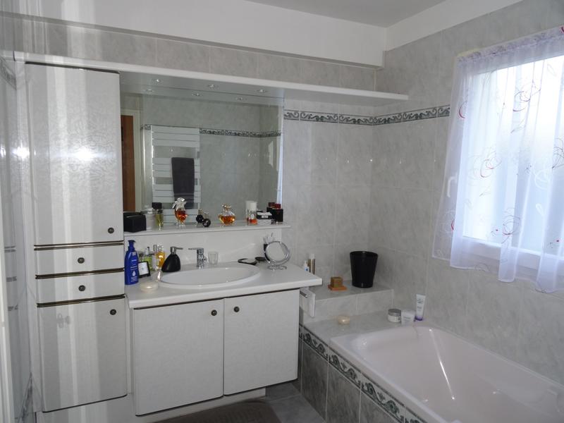 Maison - 195 m² - 11 pièces