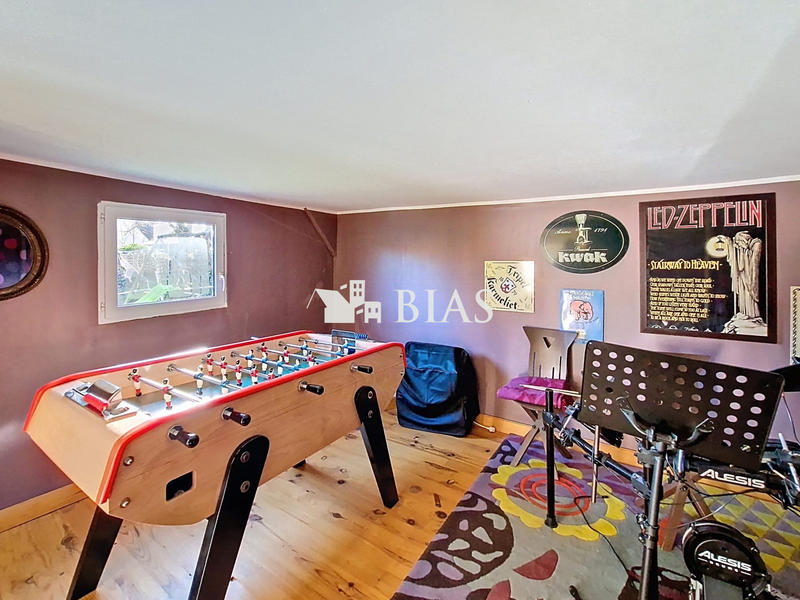 Maison ancienne - 210 m² - 9 pièces