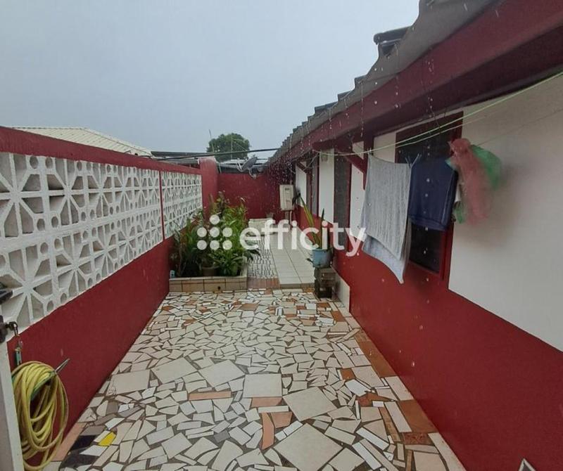 Maison - 141 m² - 7 pièces