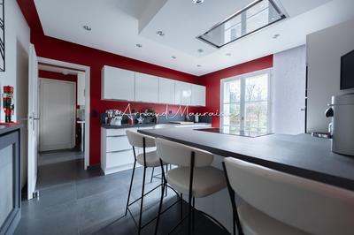 Maison - 187 m² - 7 pièces