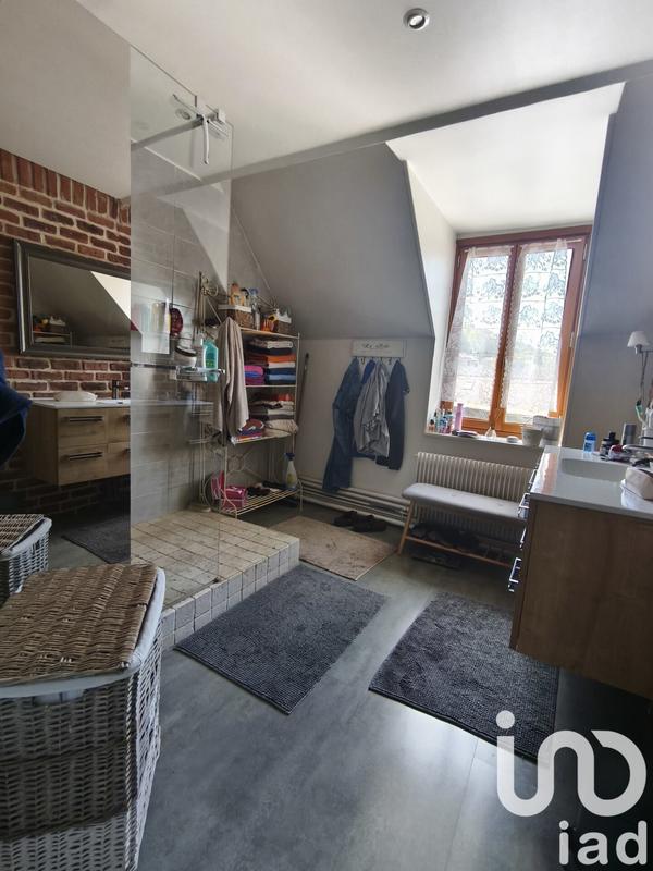 Maison - 250 m² - 7 pièces