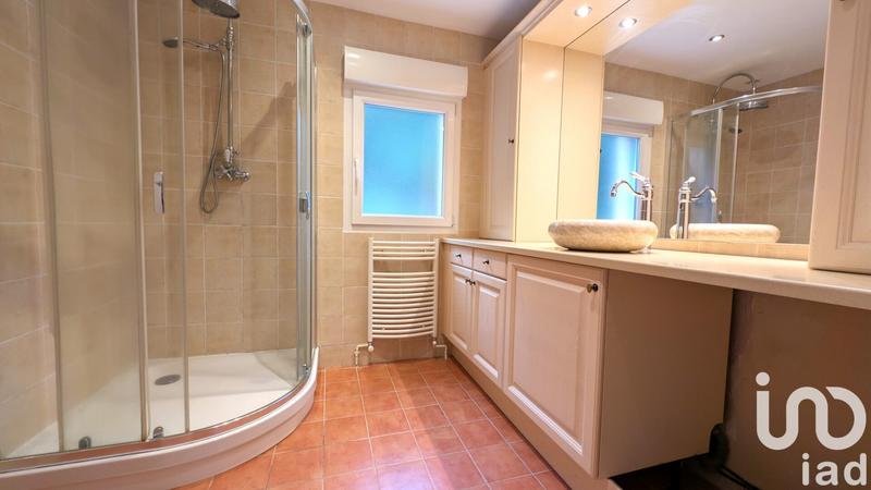 Appartement - 84 m² - 4 pièces