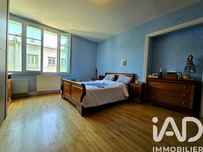 Appartement - 150 m² - 5 pièces