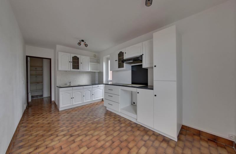 Appartement - 82 m² - 4 pièces