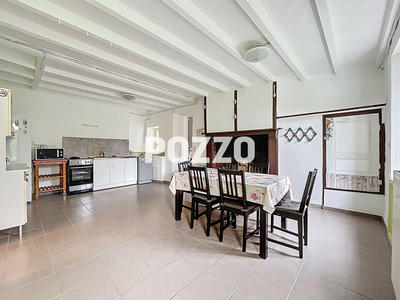 Maison - 110 m² - 6 pièces