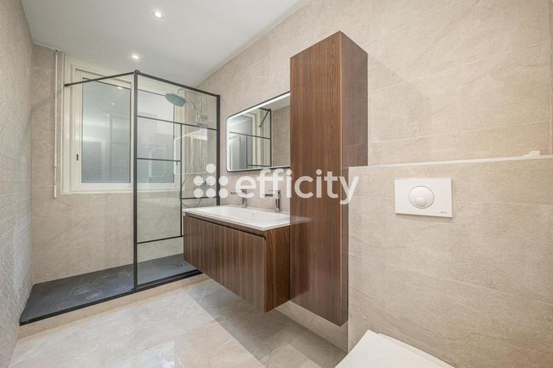 Appartement - 167 m² - 4 pièces