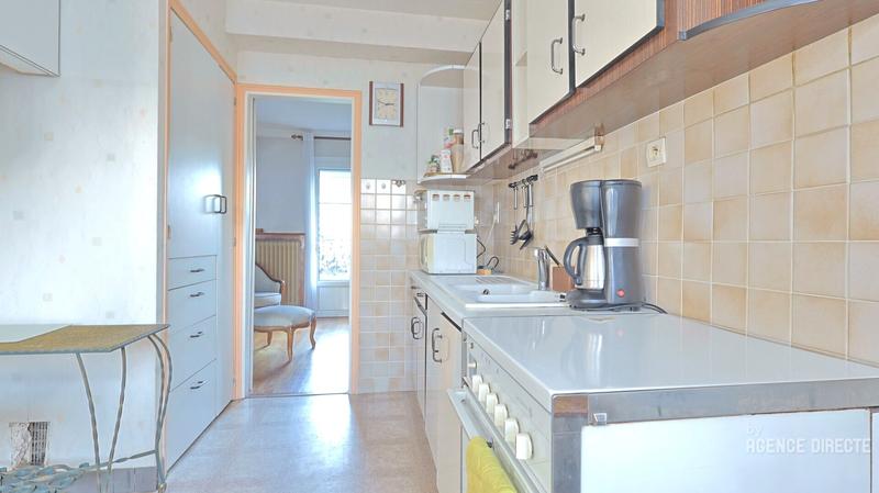 Maison - 95 m² - 5 pièces