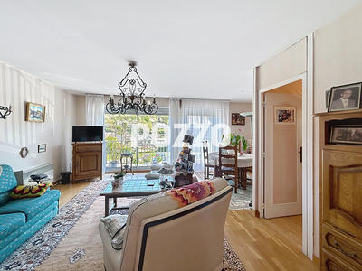 Appartement - 82 m² - 3 pièces