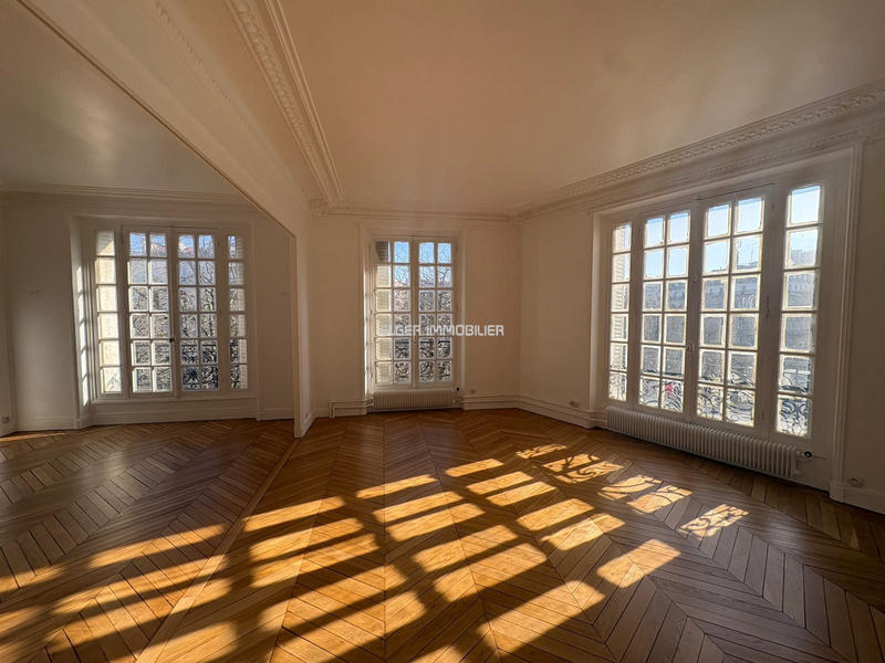 Appartement - 104 m² - 3 pièces