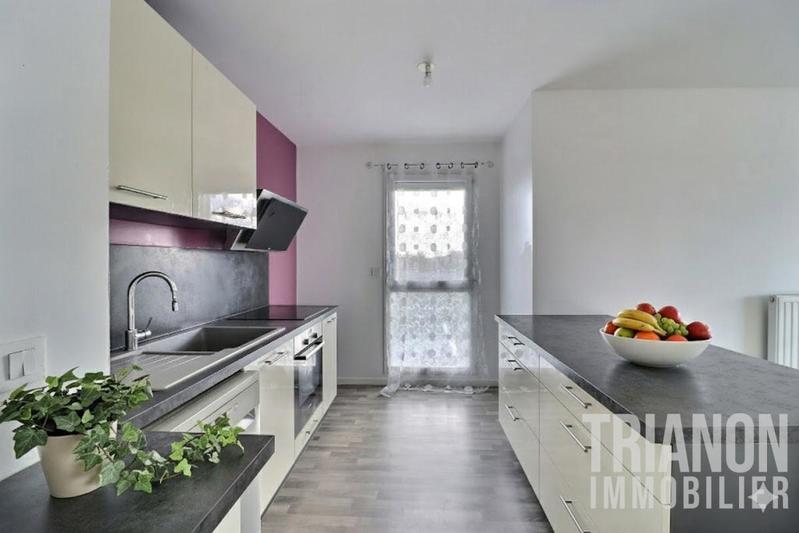 Appartement - 93 m² - 5 pièces