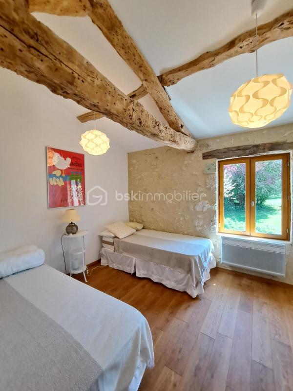 Demeure - 283 m² - 10 pièces