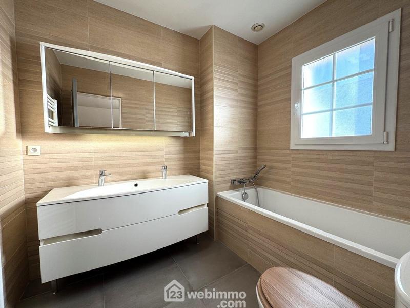 Maison - 160 m² - 7 pièces