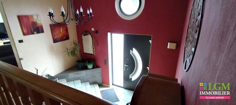 Maison - 240 m² - 7 pièces