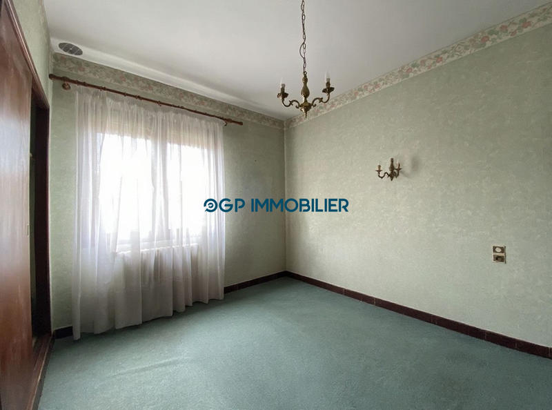 Maison traditionnelle - 94 m² - 4 pièces