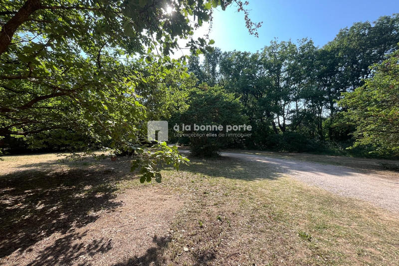 Maison - 211 m² - 5 pièces