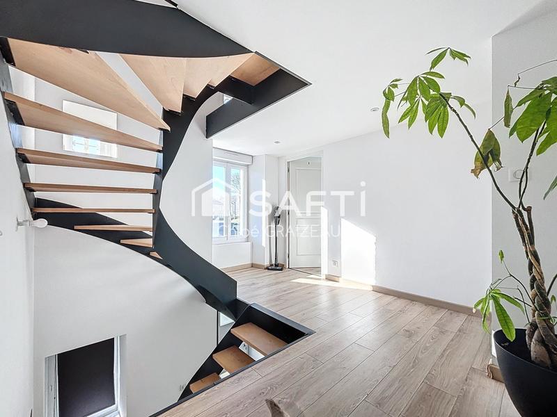 Maison de ville - 117 m² - 5 pièces